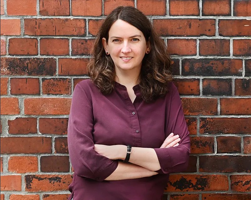 Diplom-Designerin Ann Katrin Siedenburg, Inhaberin des Designbüros Bureau Versal in Berlin